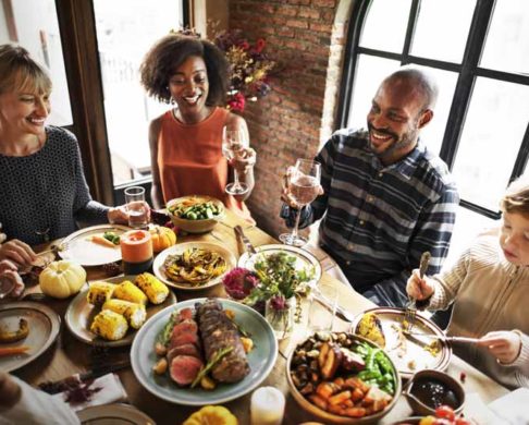 Thanksgiving Break Bus Tickets: 5 Bus Travel Tips for Students