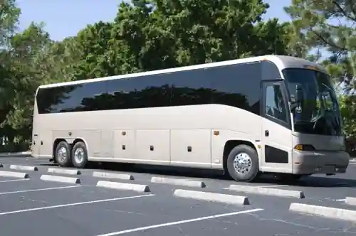 Motor Coach Rental in Biscayne Park, FL
